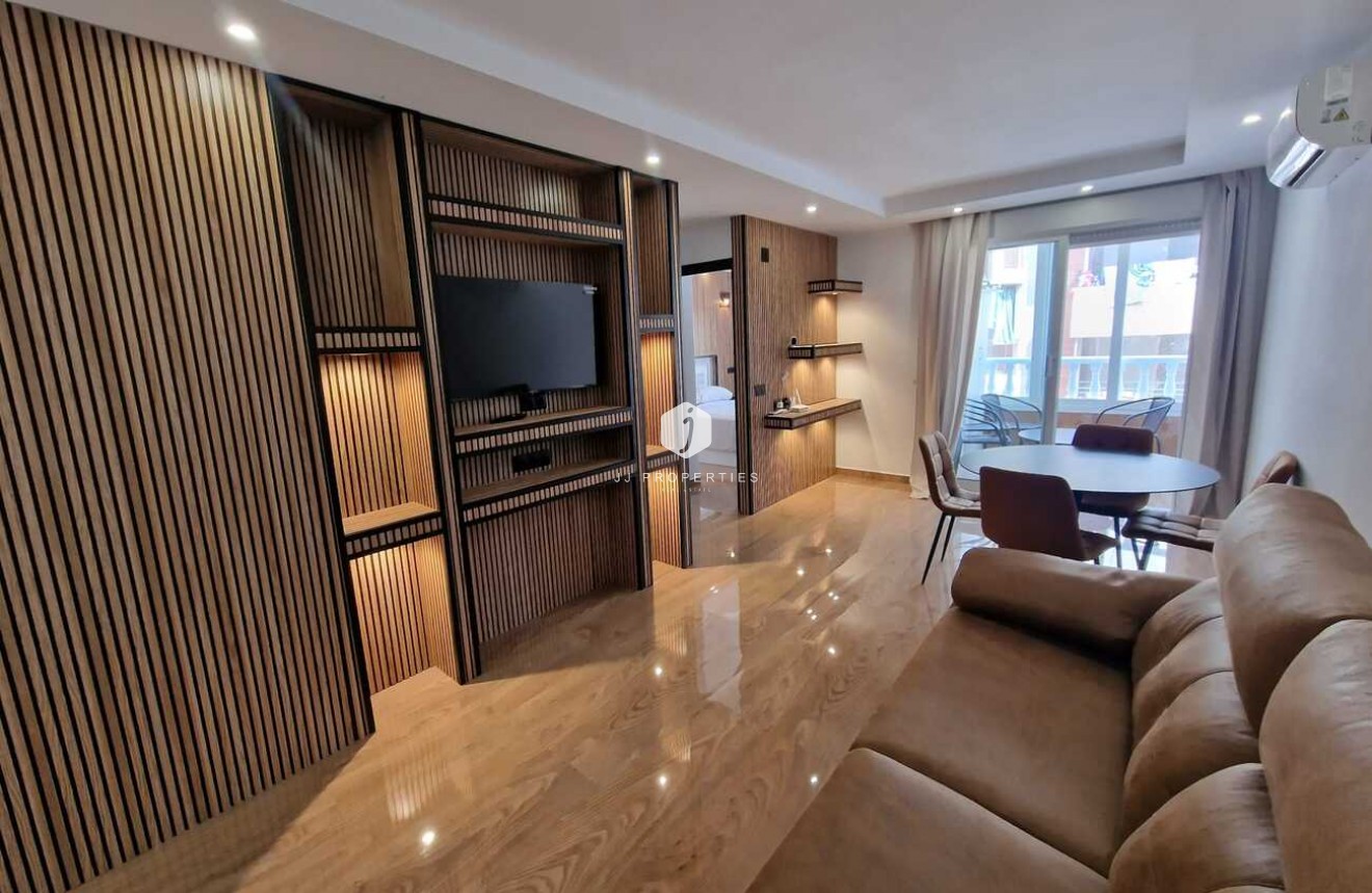 Segunda mano - Apartamento / piso -
Torrevieja - Costa Blanca