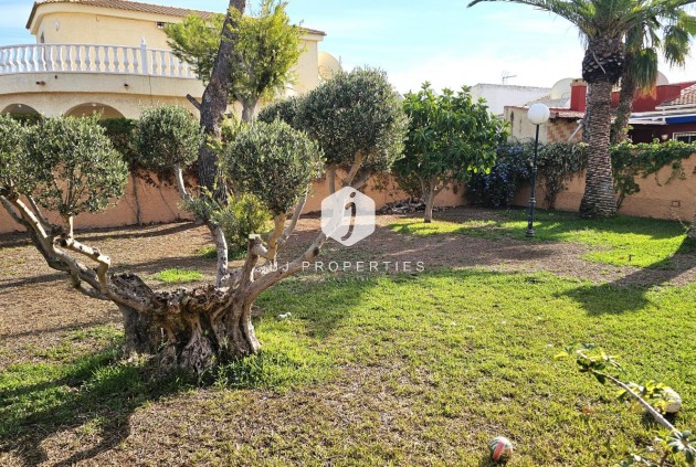 Segunda mano - Villa -
Torrevieja - San luis