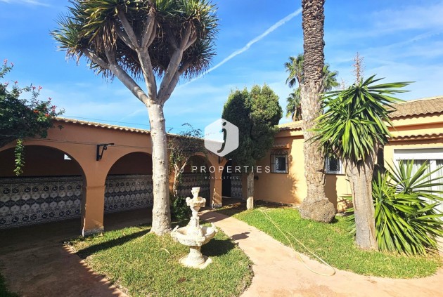 Segunda mano - Villa -
Torrevieja - San luis