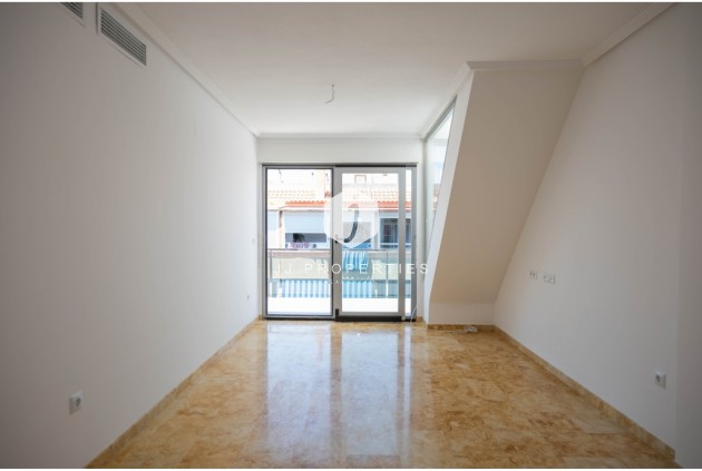Segunda mano - Apartamento / piso -
Torrevieja - Costa Blanca