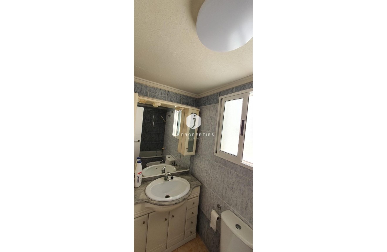 Segunda mano - Ático -
Torrevieja - Centro