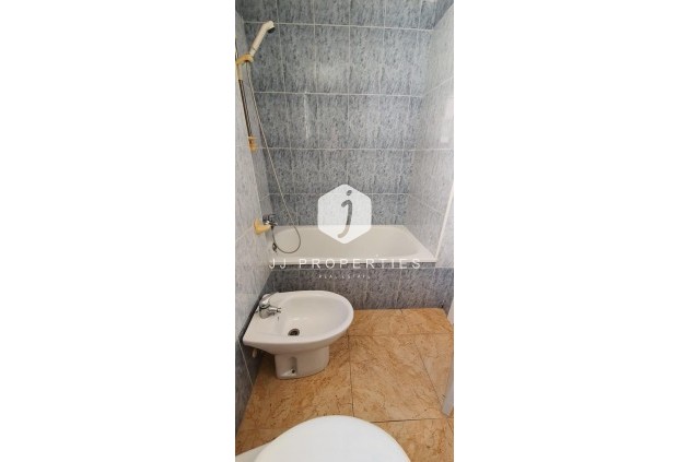 Segunda mano - Ático -
Torrevieja - Centro