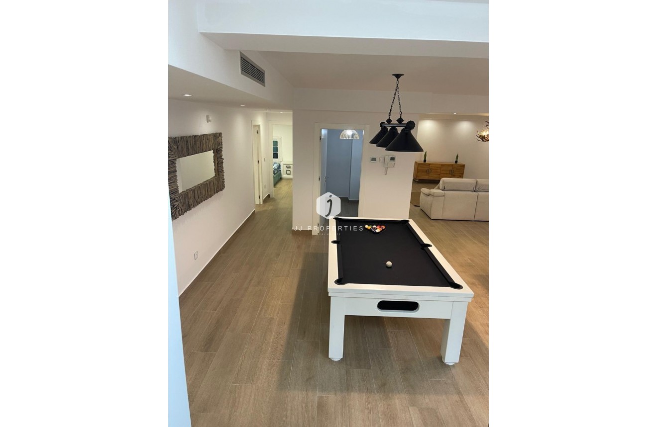 Segunda mano - Villa -
San Miguel de Salinas - Altos De San Miguel