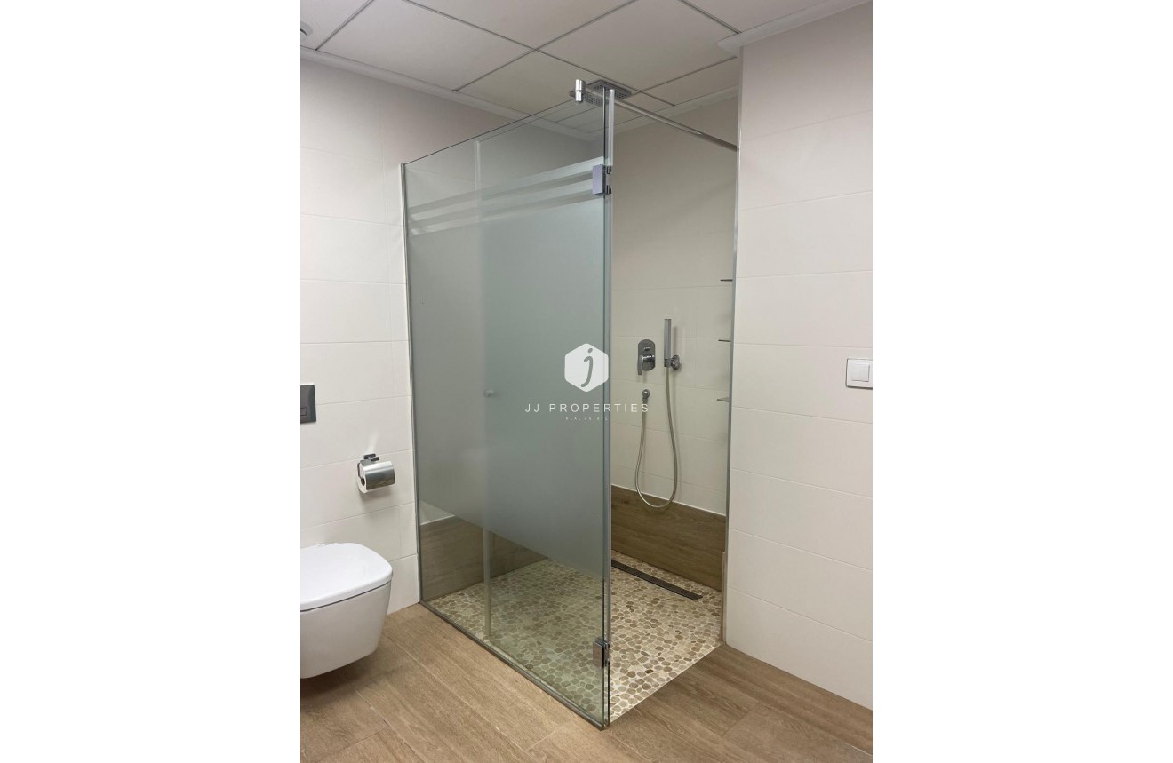 Segunda mano - Villa -
San Miguel de Salinas - Altos De San Miguel