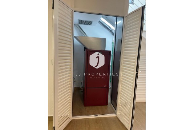 Segunda mano - Villa -
San Miguel de Salinas - Altos De San Miguel