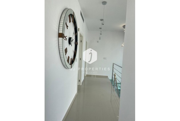 Segunda mano - Villa -
San Miguel de Salinas - Altos De San Miguel