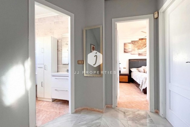 Segunda mano - Villa -
La Zenia - Costa Blanca