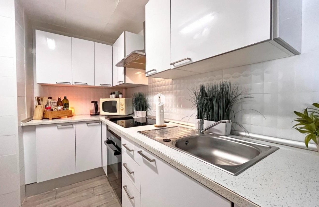 Segunda mano - Villa -
La Zenia - Costa Blanca