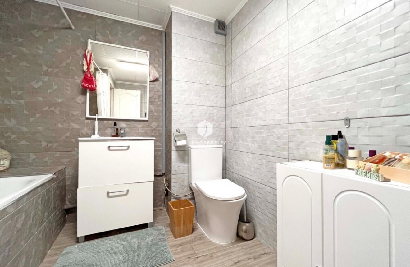 Segunda mano - Villa -
La Zenia - Costa Blanca