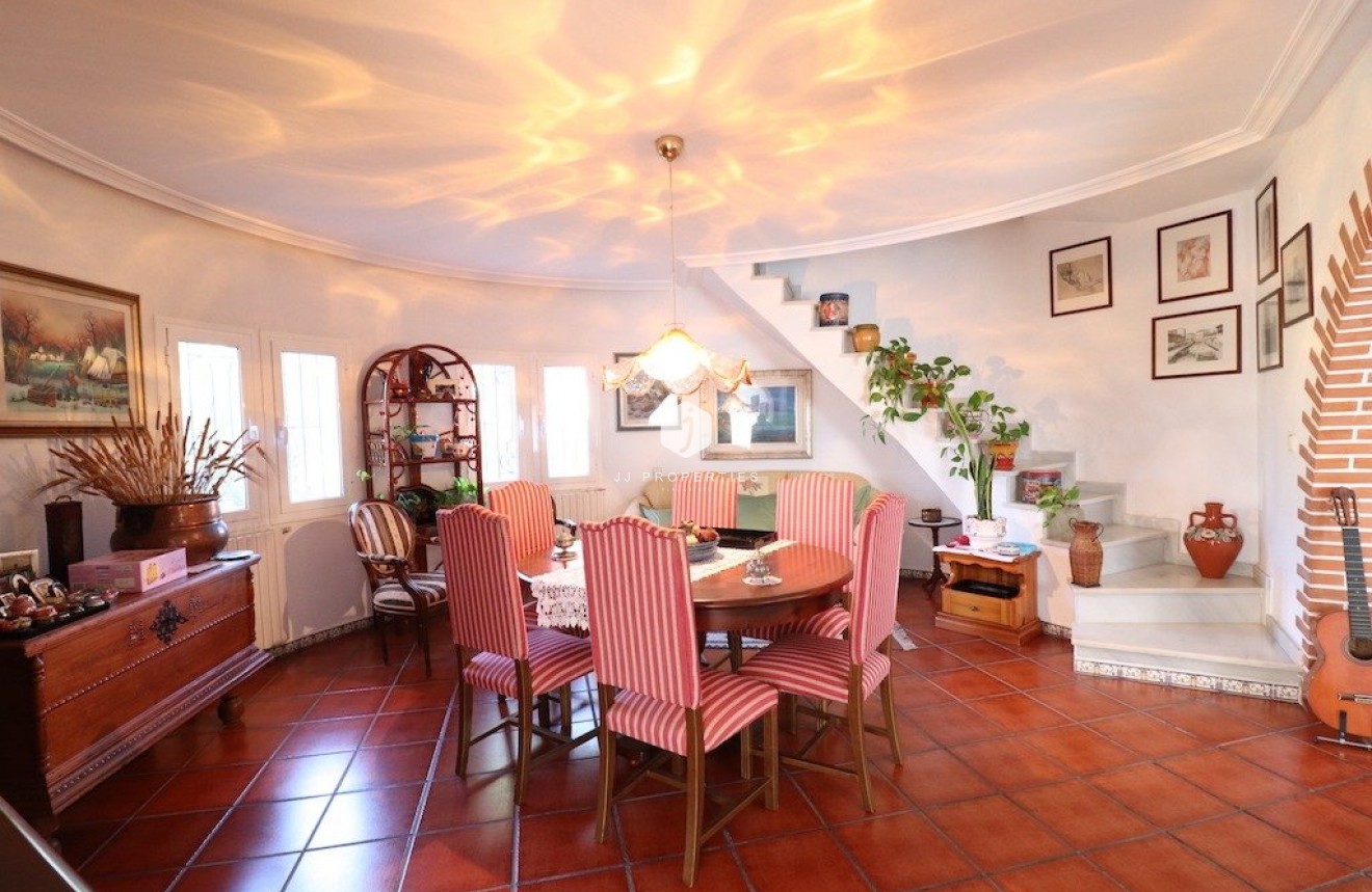 Segunda mano - Villa -
Torrevieja - Costa Blanca