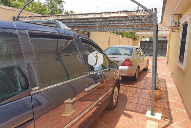 Segunda mano - Villa -
Los Balcones - Costa Blanca