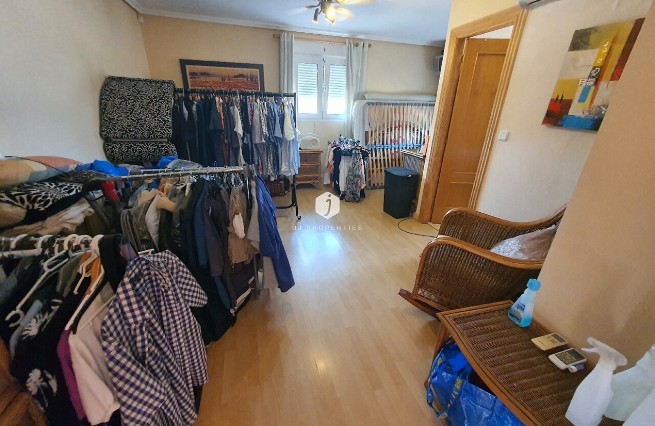 Segunda mano - Villa -
Los Balcones - Costa Blanca