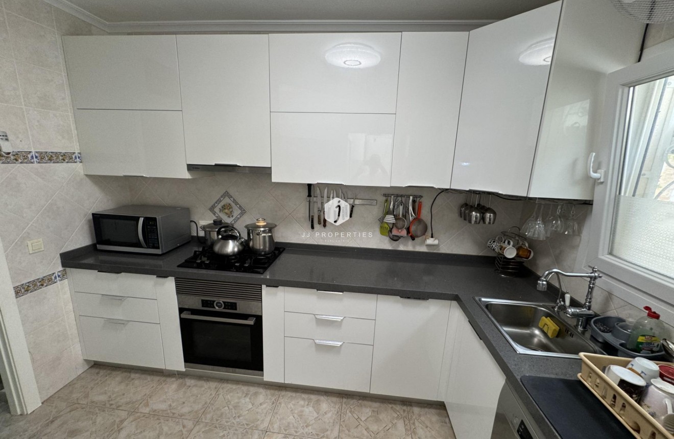 Tweedehands - Villa -
Orihuela Costa - Los Dolses