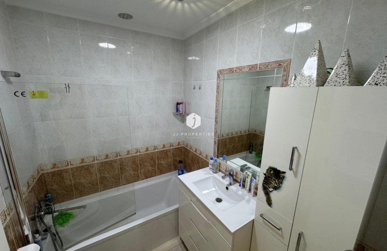 Tweedehands - Villa -
Orihuela Costa - Los Dolses