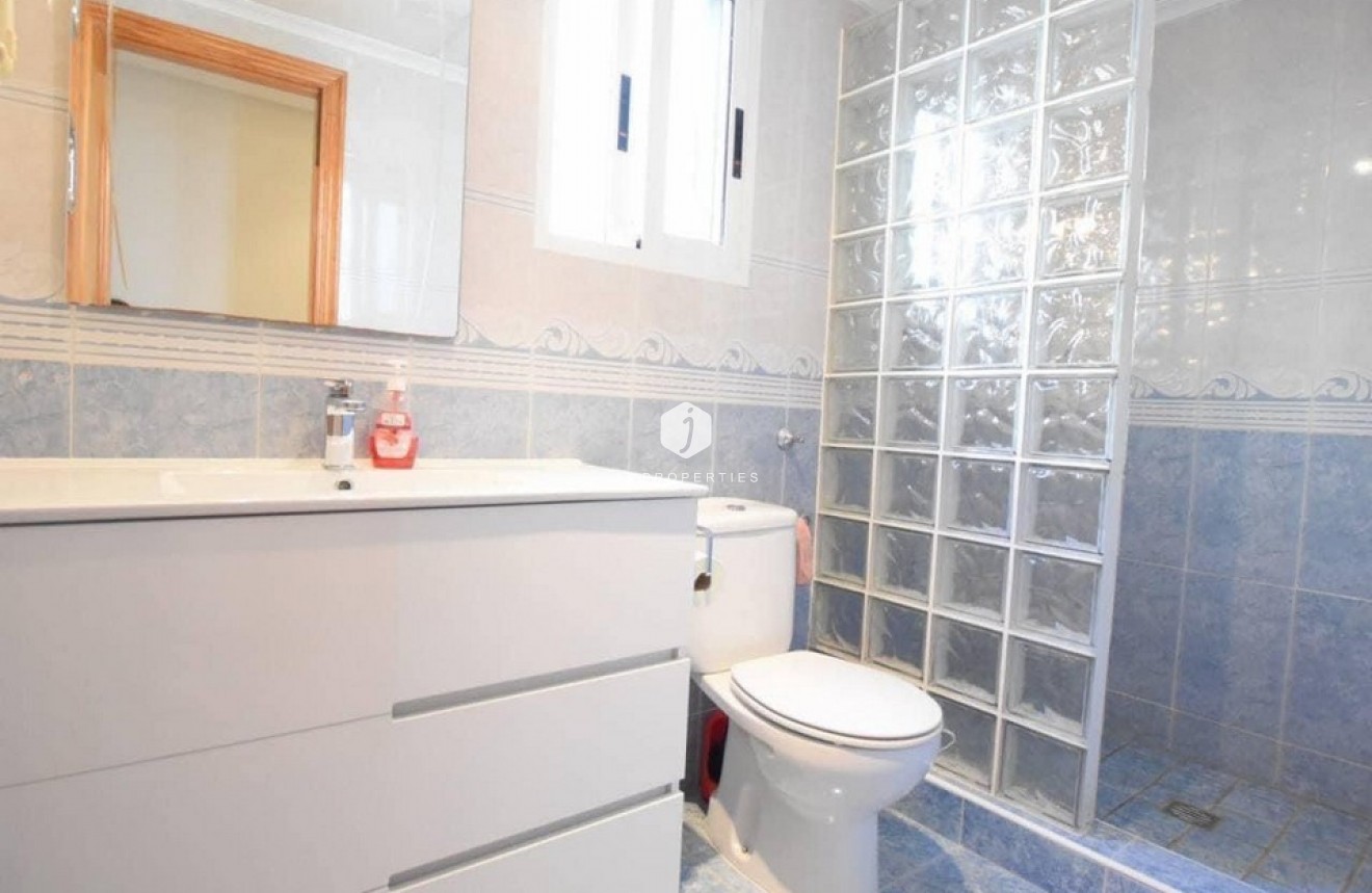 Segunda mano - Apartamento / piso -
Los Montesinos - Costa Blanca