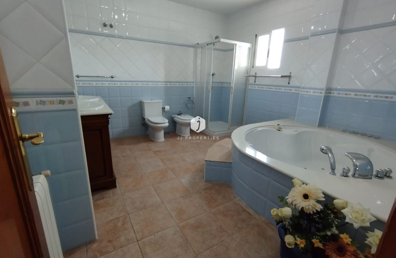 Segunda mano - Villa -
Torrevieja - Costa Blanca