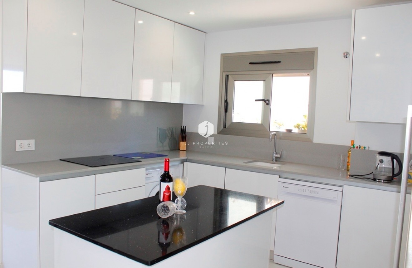 D'occasion - Villa -
San Miguel de Salinas - Inland