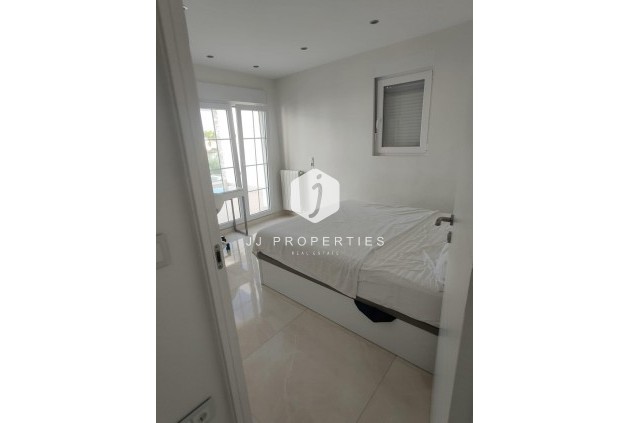 Segunda mano - Villa -
Orihuela Costa - La Zenia