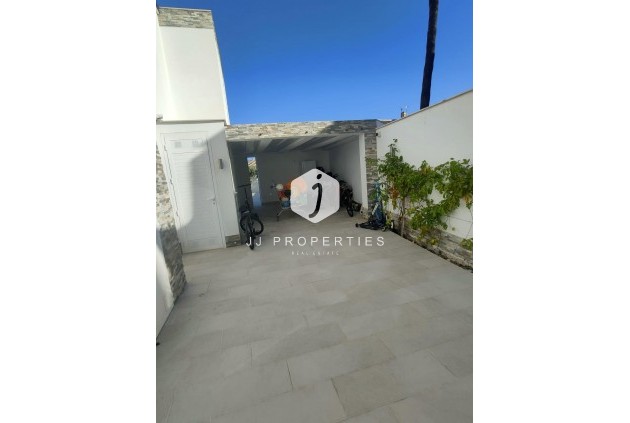 Segunda mano - Villa -
Orihuela Costa - La Zenia