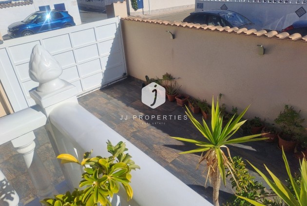 Segunda mano - Chalet -
Ciudad Quesada - Costa Blanca