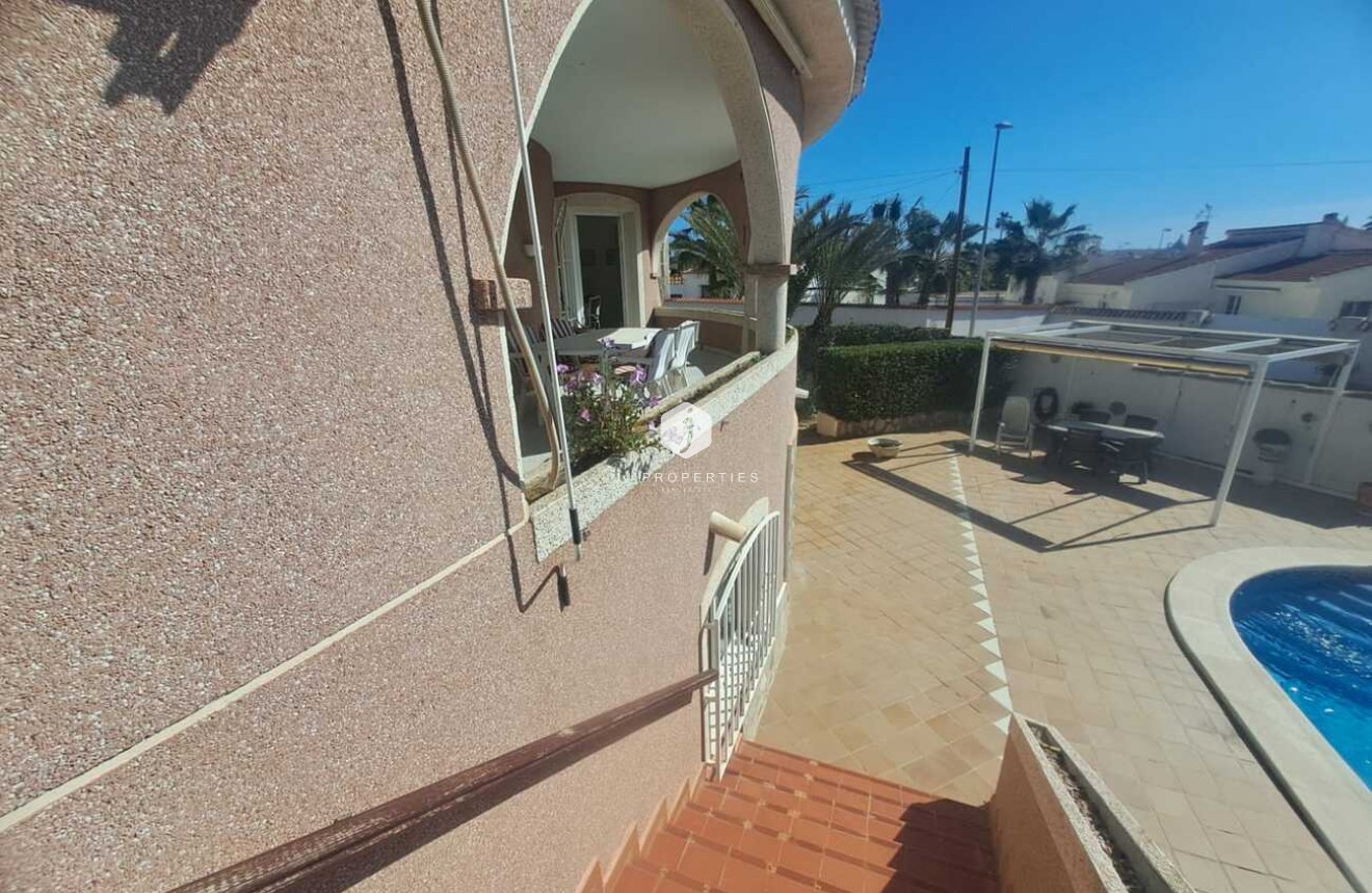 Z drugiej ręki - Villa -
Ciudad Quesada - Costa Blanca