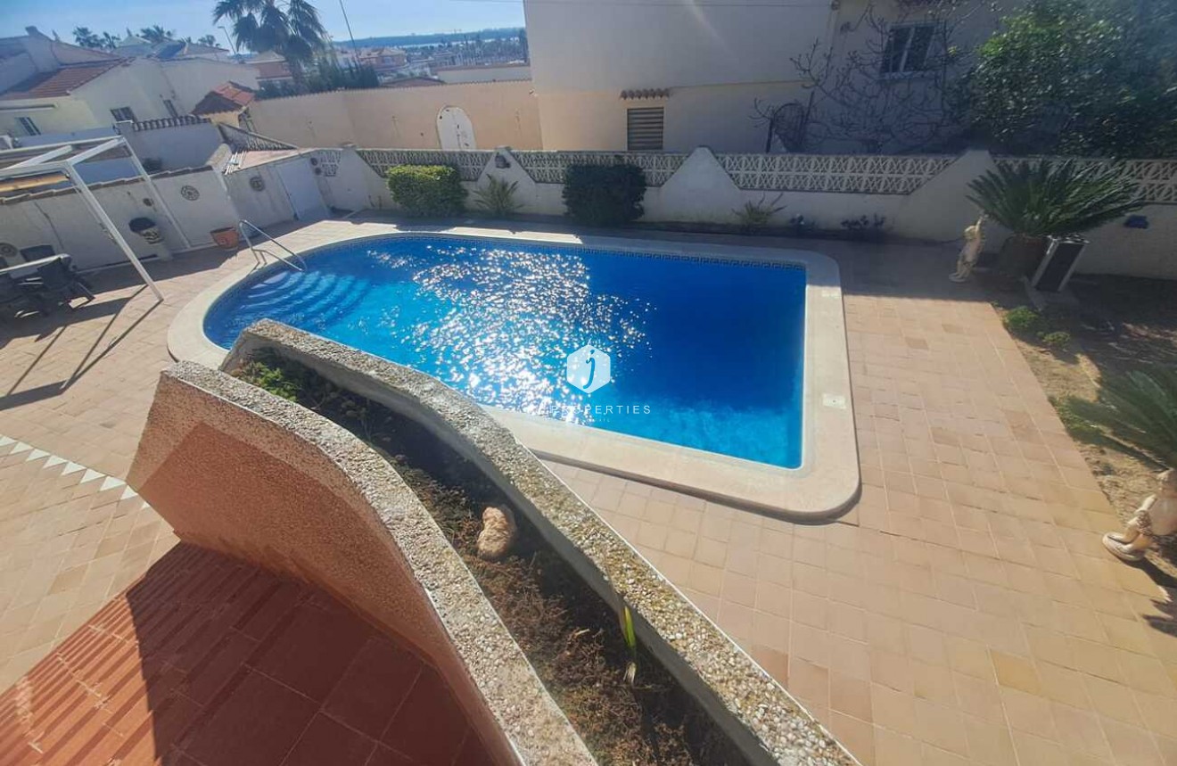 Z drugiej ręki - Villa -
Ciudad Quesada - Costa Blanca