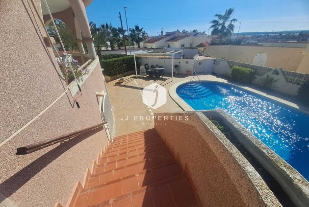 Z drugiej ręki - Villa -
Ciudad Quesada - Costa Blanca