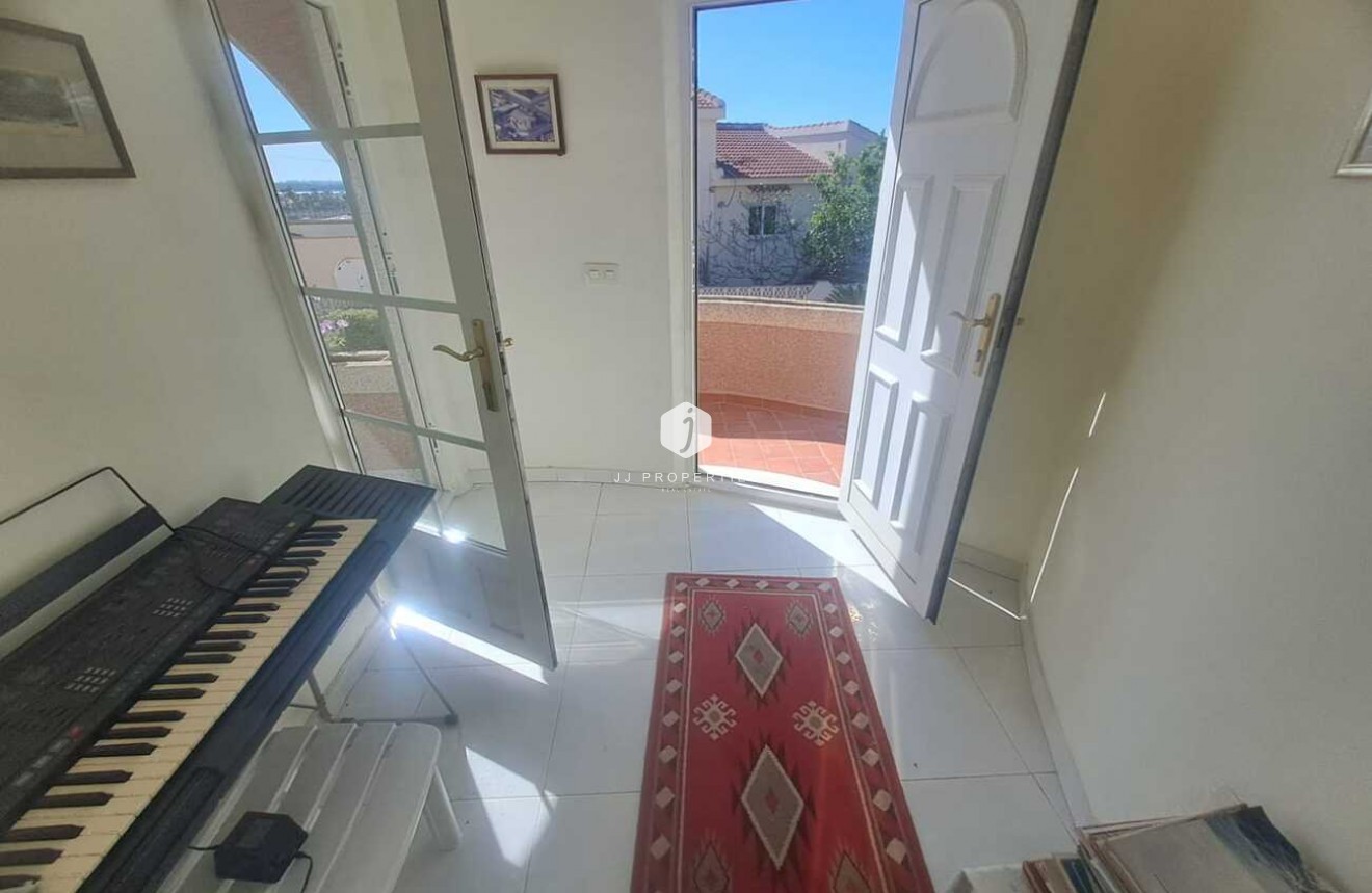 Z drugiej ręki - Villa -
Ciudad Quesada - Costa Blanca