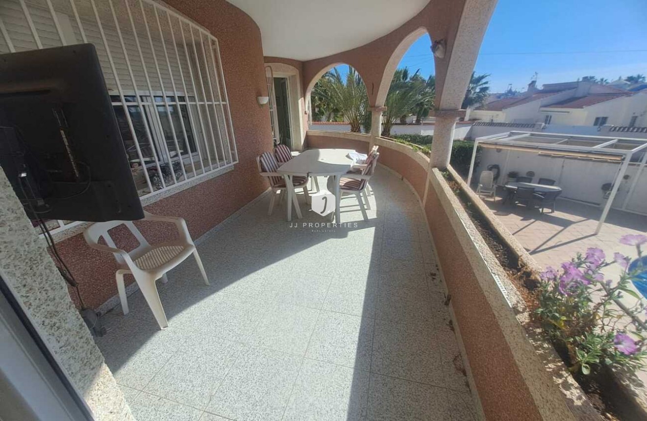 Z drugiej ręki - Villa -
Ciudad Quesada - Costa Blanca