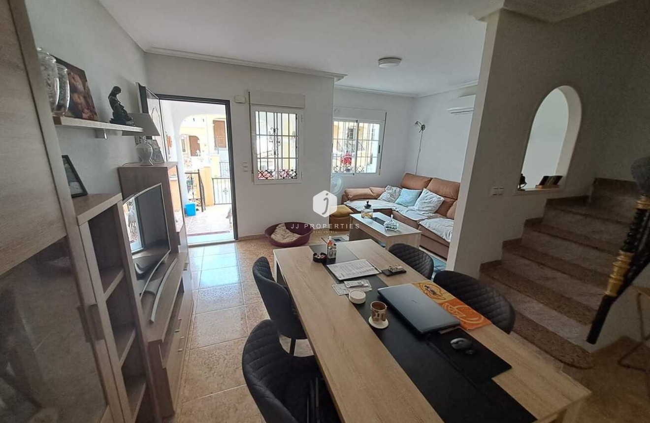 Segunda mano - Chalet -
Orihuela Costa - Costa Blanca