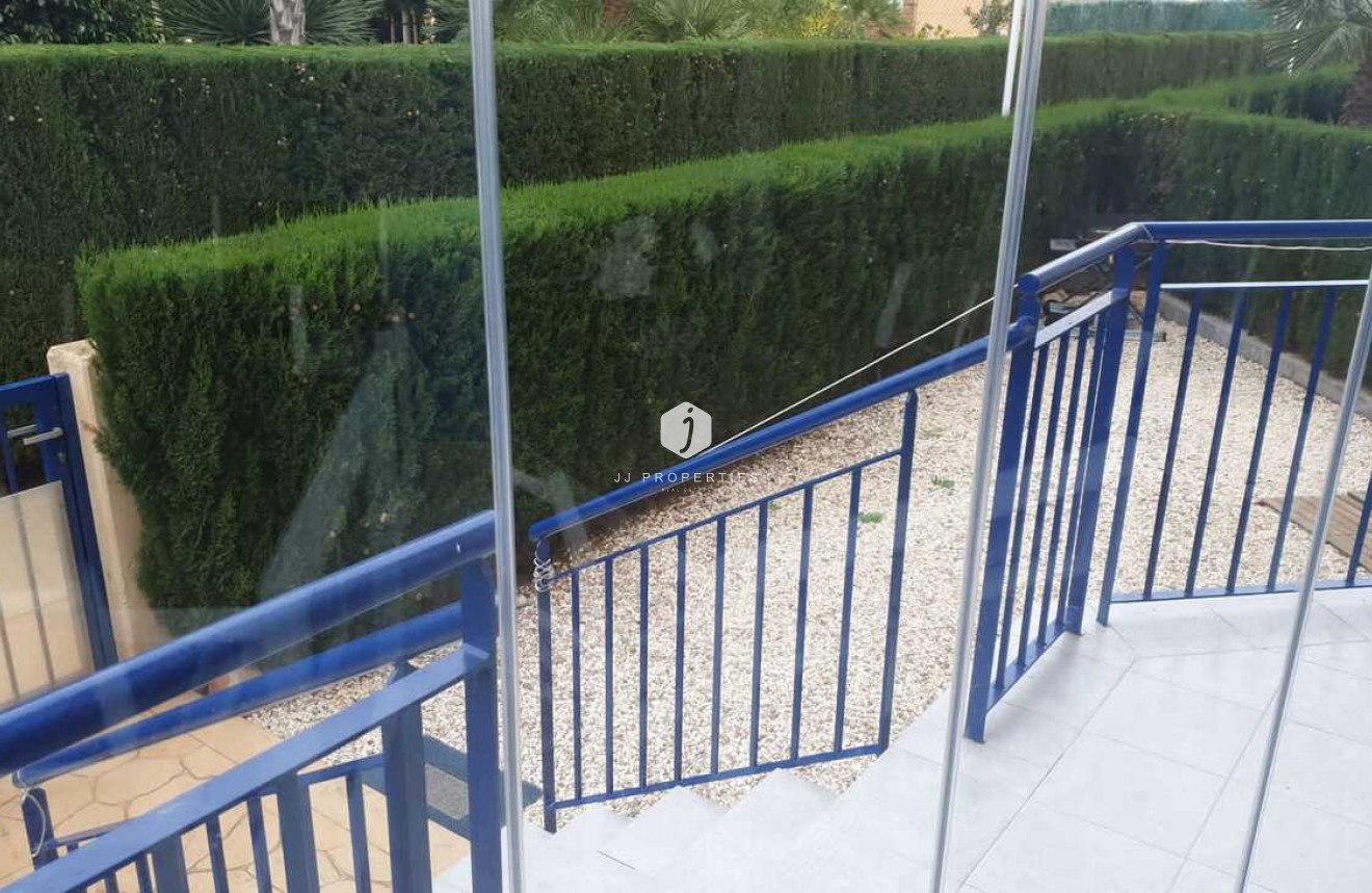 Segunda mano - Apartamento / piso -
Cabo Roig - Costa Blanca