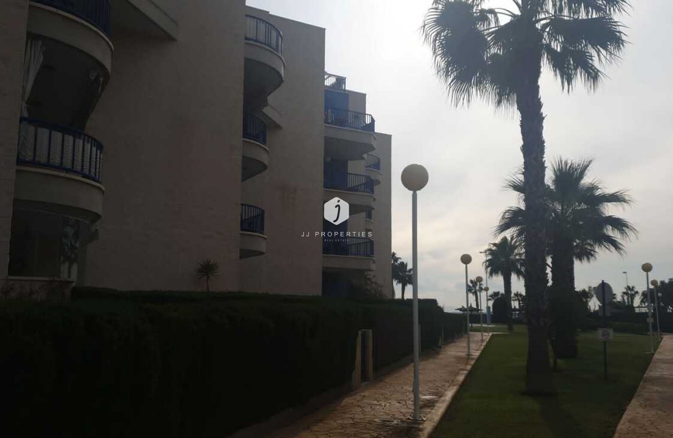 Segunda mano - Apartamento / piso -
Cabo Roig - Costa Blanca