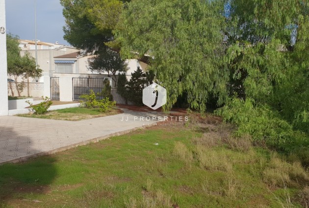 Segunda mano - Villa -
La Zenia - Costa Blanca