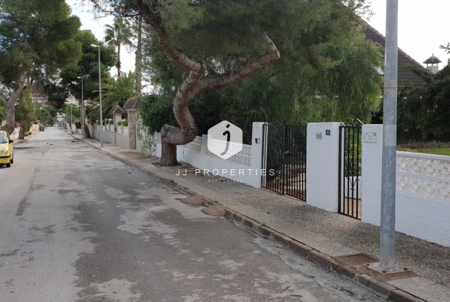 Segunda mano - Villa -
La Zenia - Costa Blanca