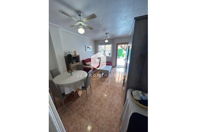 D'occasion - Chalet -
Algorfa - Costa Blanca