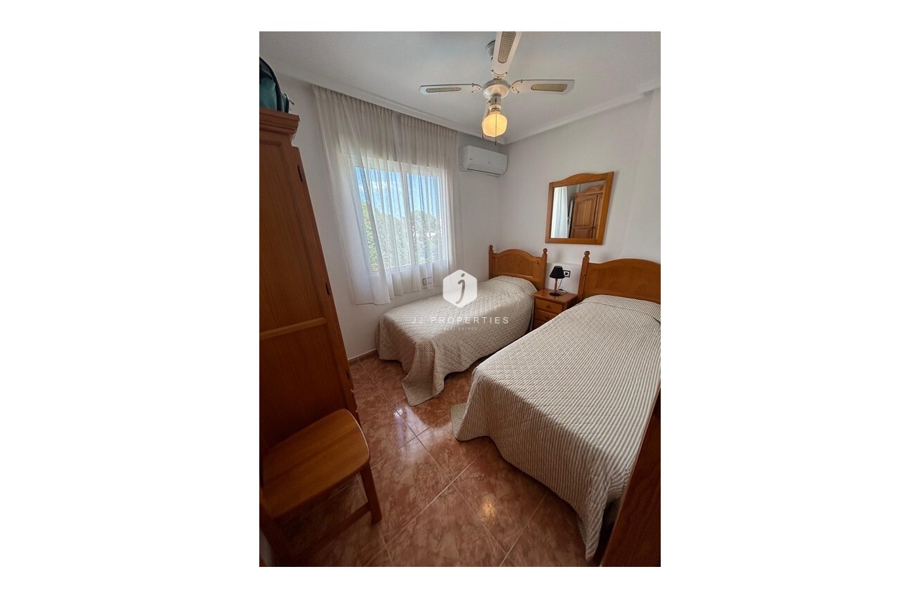 D'occasion - Chalet -
Algorfa - Costa Blanca