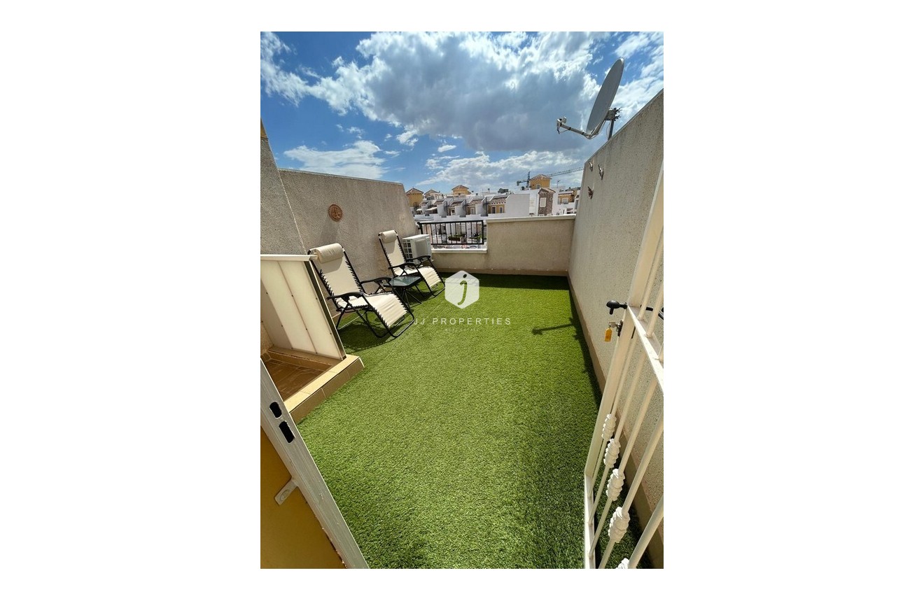 D'occasion - Chalet -
Algorfa - Costa Blanca