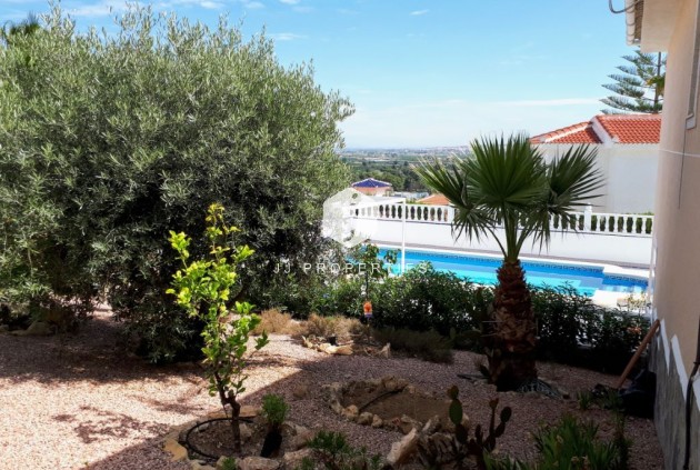 Segunda mano - Villa -
Ciudad Quesada - Costa Blanca