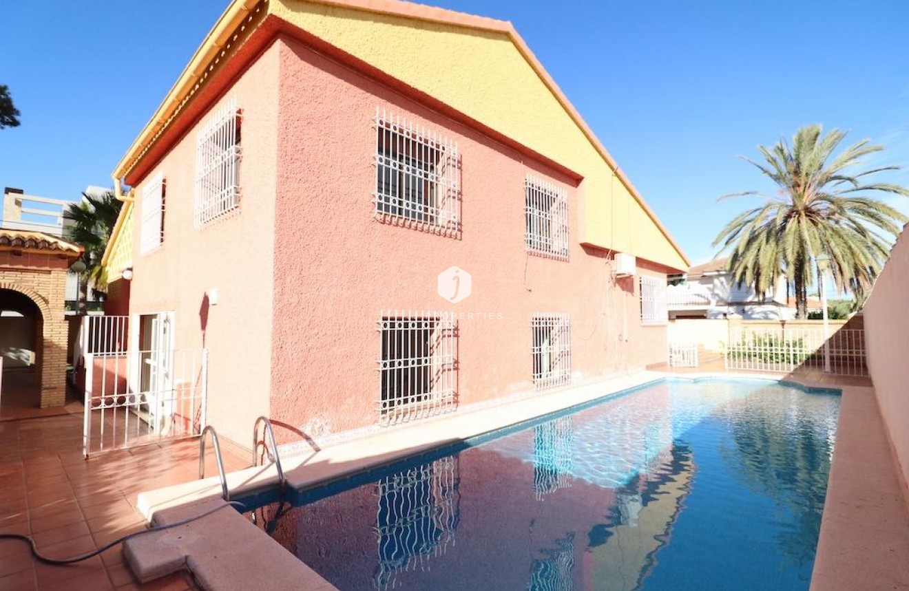 Segunda mano - Villa -
Cabo Roig - Costa Blanca