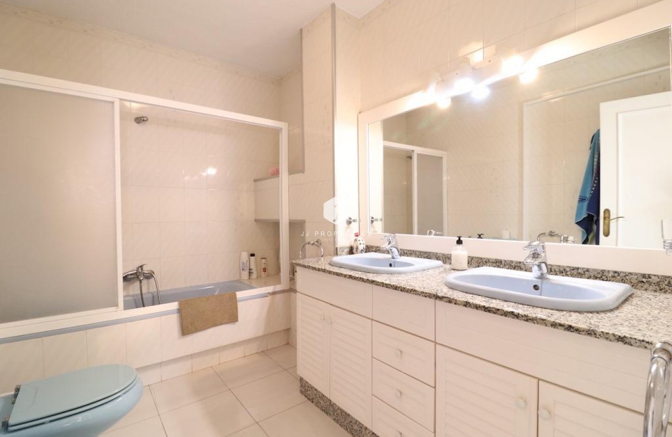 Segunda mano - Villa -
Cabo Roig - Costa Blanca