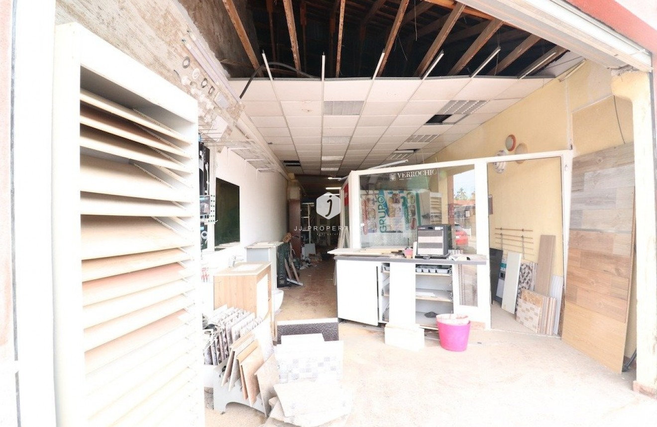 Segunda mano - Villa -
Torrevieja - Costa Blanca