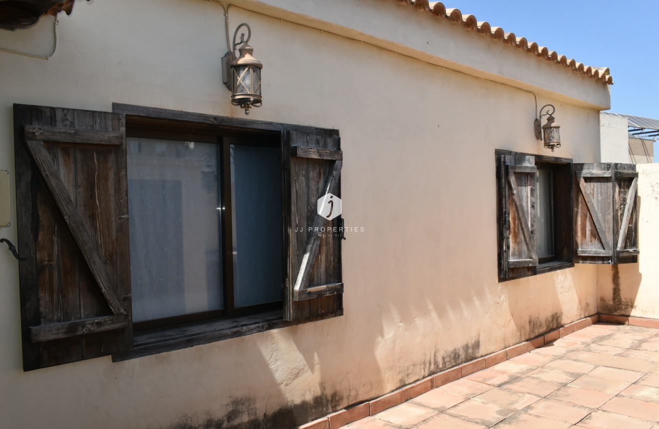 Segunda mano - Villa -
Algorfa - Inland