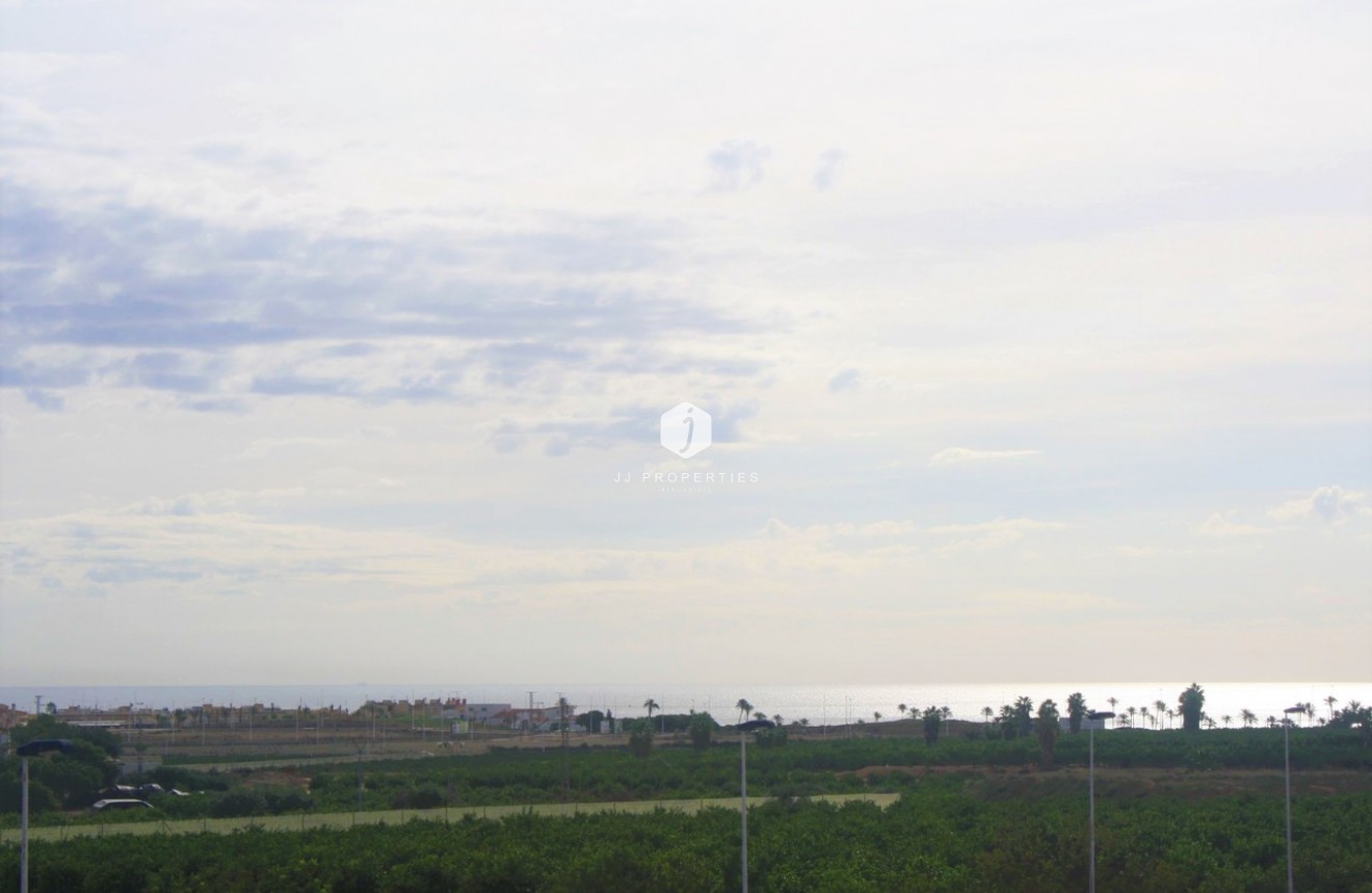 Segunda mano - Chalet -
Los Altos - Costa Blanca