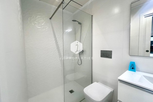 Segunda mano - Villa -
Torrevieja - La Siesta - El Salado - Torreta