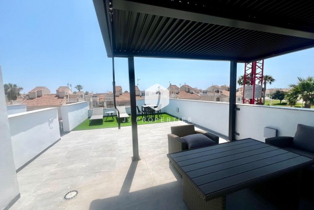 Segunda mano - Villa -
Torrevieja - La Siesta - El Salado - Torreta