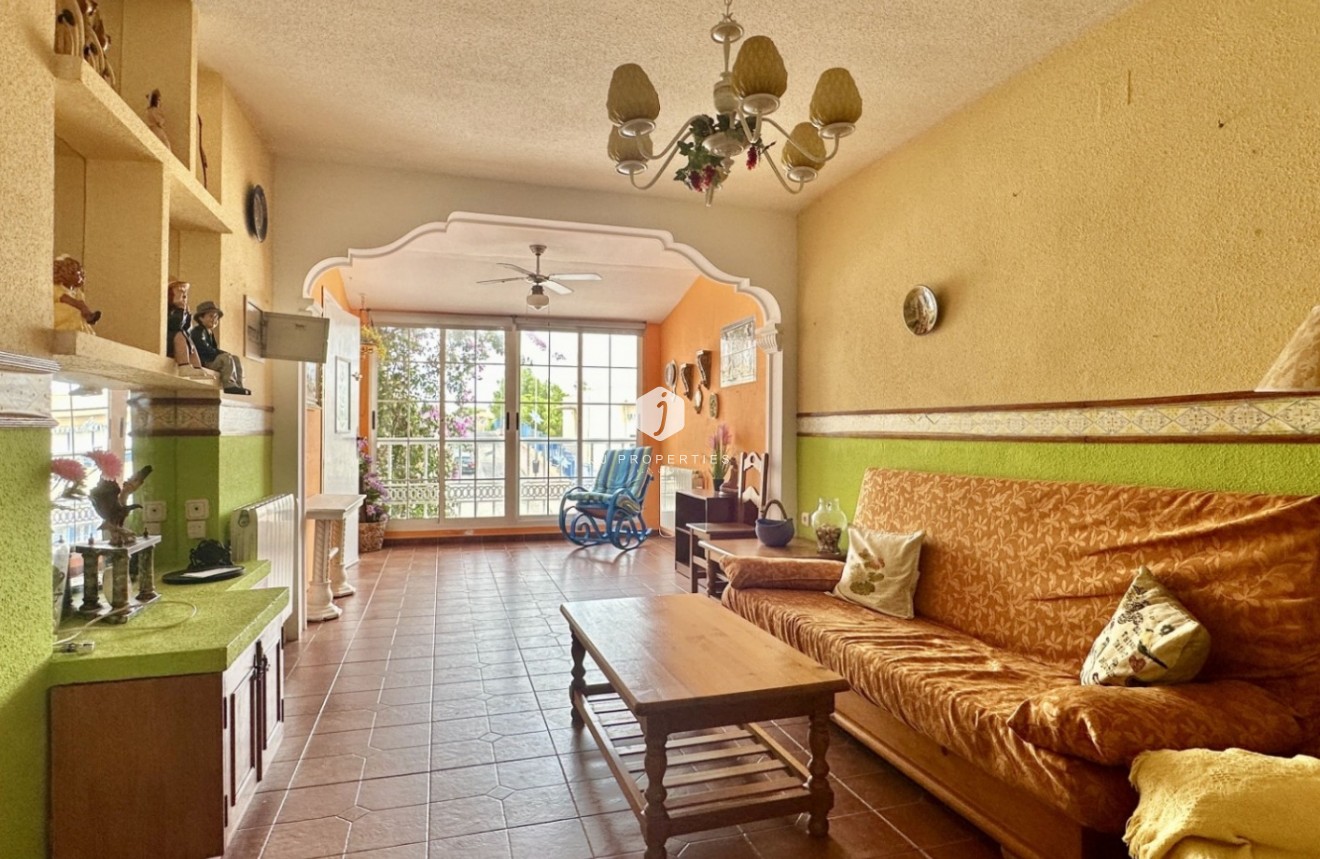 Tweedehands - Chalet -
Orihuela Costa - Costa Blanca