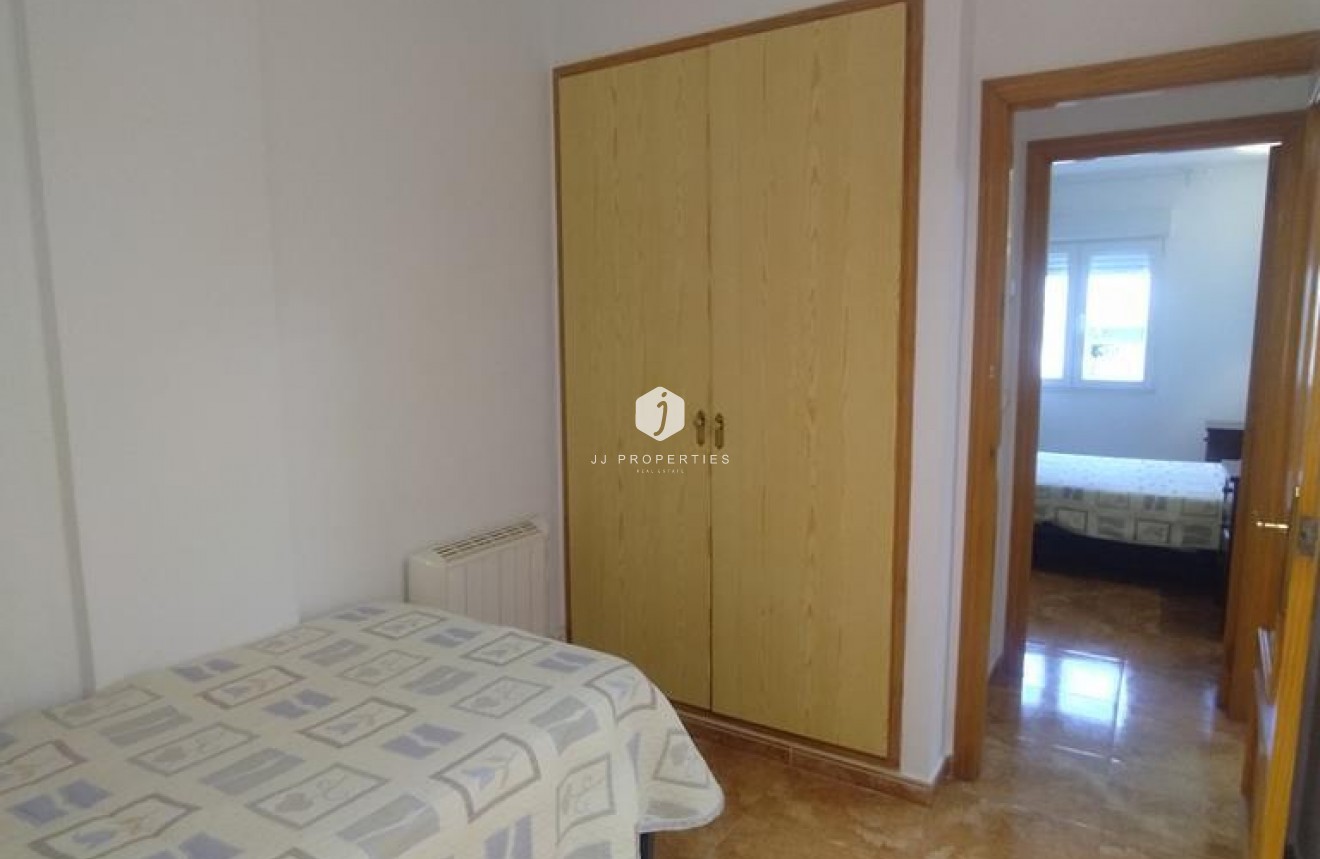 Segunda mano - Apartamento / piso -
Torrevieja - El molino