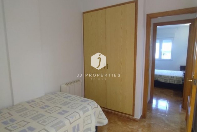 Segunda mano - Apartamento / piso -
Torrevieja - El molino