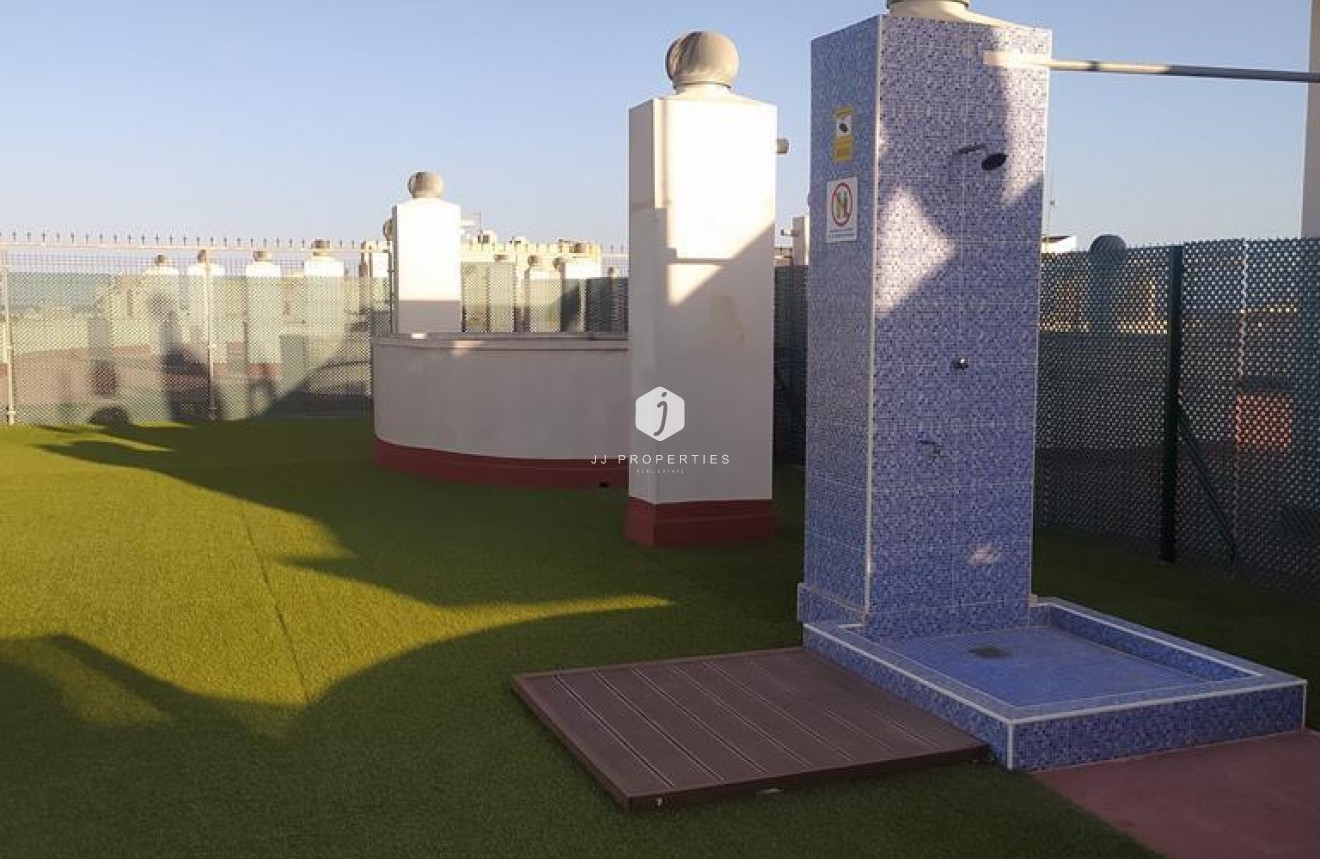 Segunda mano - Apartamento / piso -
Torrevieja - El molino