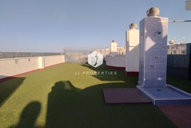 Segunda mano - Apartamento / piso -
Torrevieja - El molino